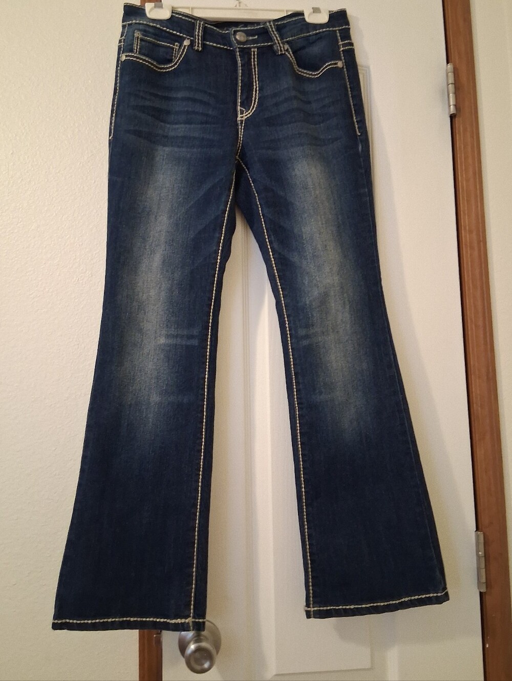 Code Bleu Andrea Women Bootcut Dark Wash Jeans Pant Sz10PR Embroidered - Picture 1 of 15
